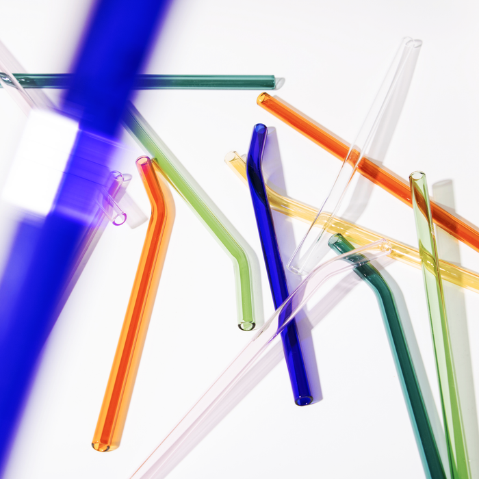 Ensemble de pailles colorées en verre : 14 pailles + 2 pinceaux